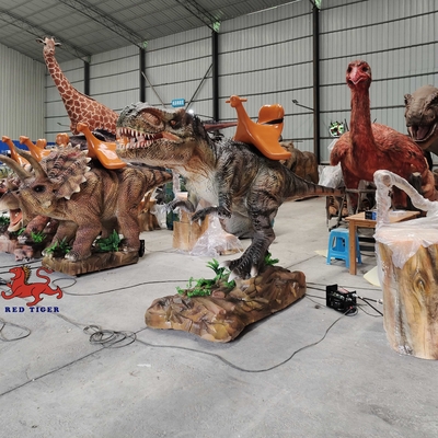 Taman hiburan realistis Animatronic Dinosaurus T Rex Dengan Gerakan Dan Suara kustomisasi