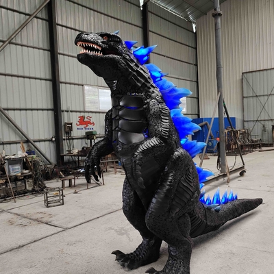 Menjalankan Kostum Dinosaurus Buatan Tangan Setelan Dinosaurus Nyata