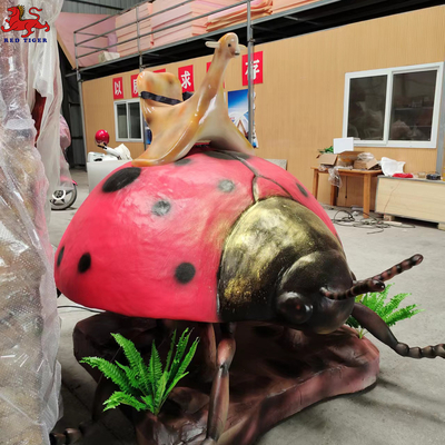 Simulasi Listrik Disesuaikan Serangga Animatronik Dengan Warna Dan Suara Tersedia