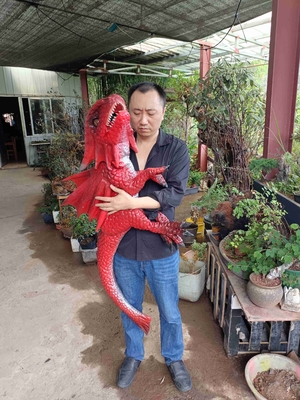 Harga yang bagus Kontrol Tangan Boneka Bayi Dinosaurus Realistis Animatronik Disesuaikan on line