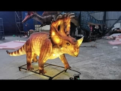 Ukuran hidup Animatronik realistis Dinosaurus Lampu bersinar Dinosaurus Sinoceratops
